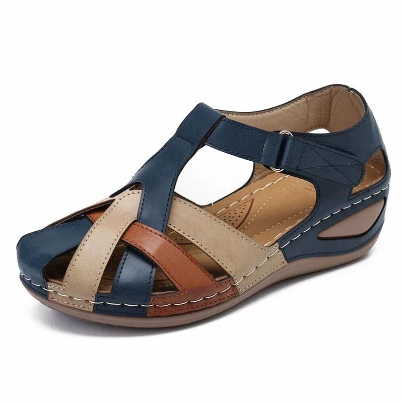 Emerald – Sandals with Interlaced Straps and Ergonomic Sole