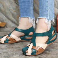 Emerald – Sandals with Interlaced Straps and Ergonomic Sole