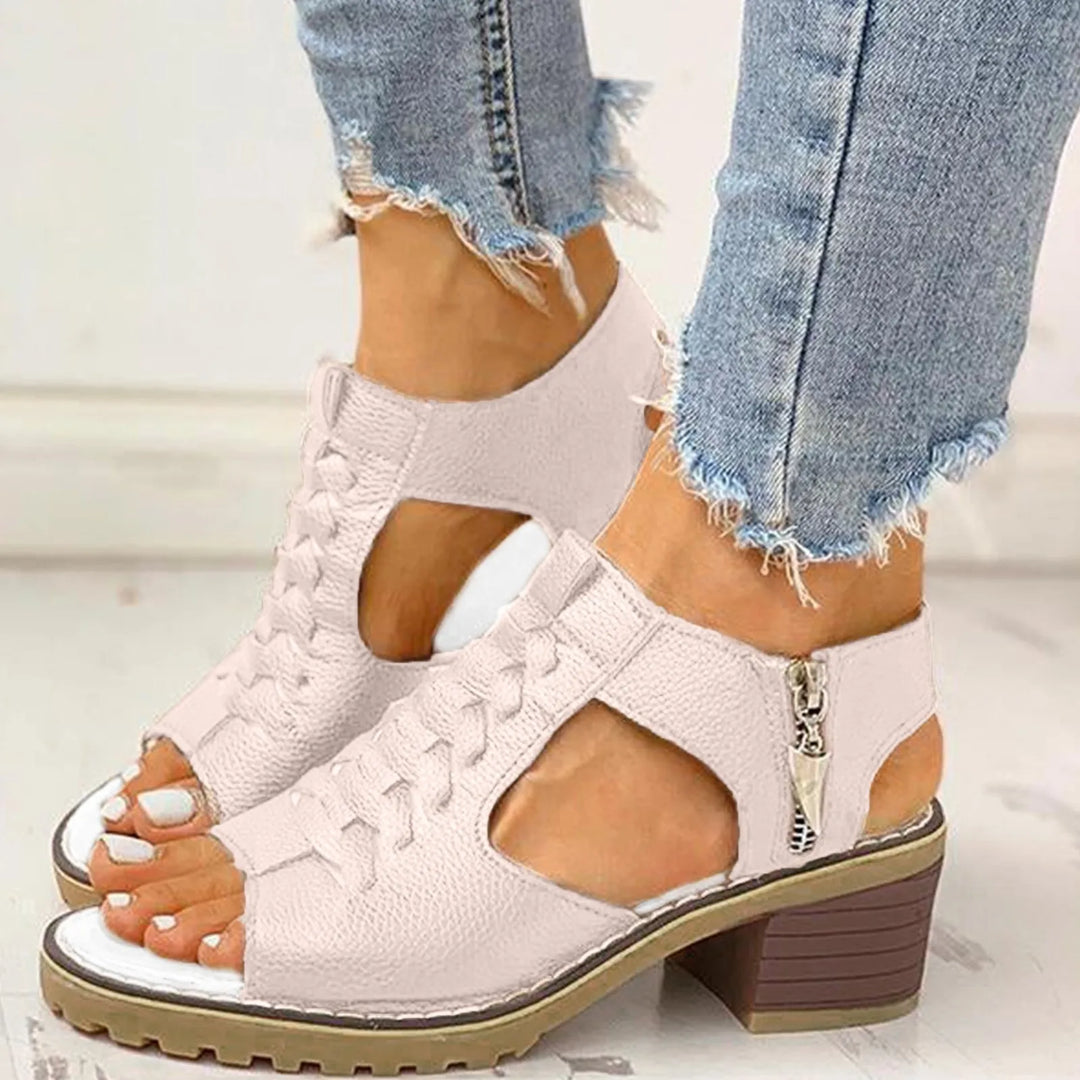 Valentina – Braided Sandals with Heel and Chain Detail