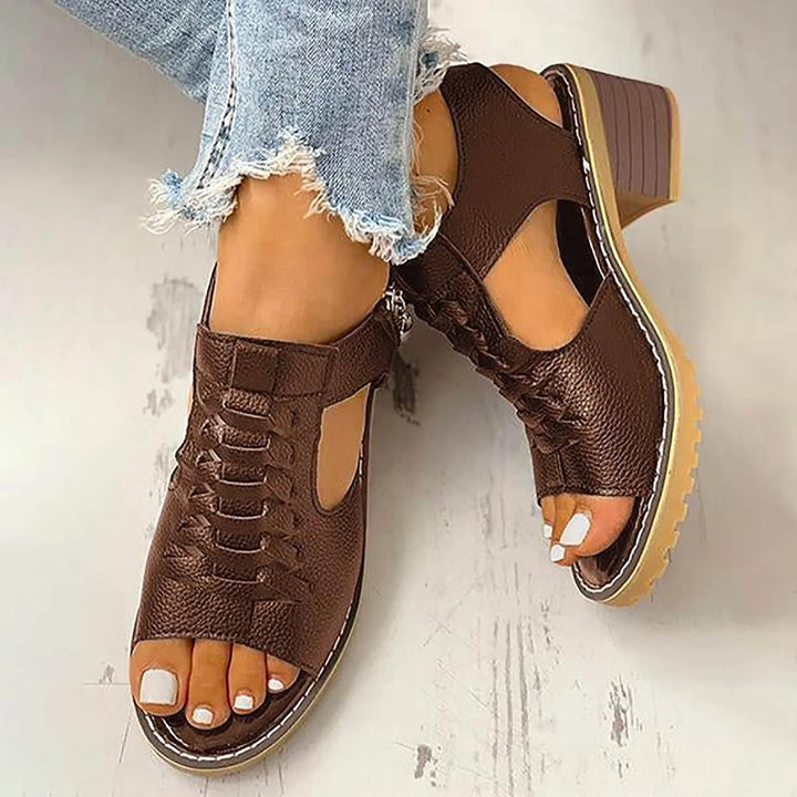 Valentina – Braided Sandals with Heel and Chain Detail